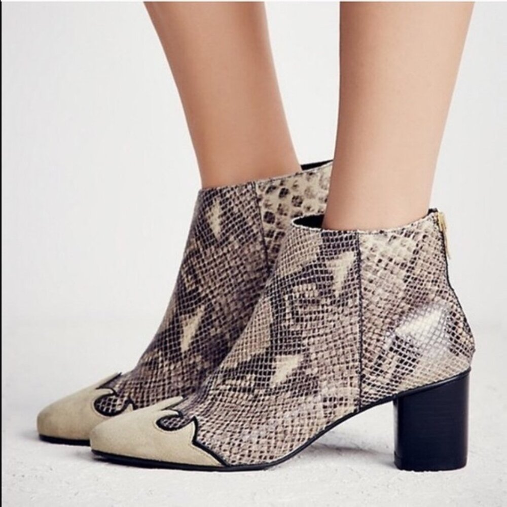 Free People western snakeskin leather ankle boots, NWT size 38